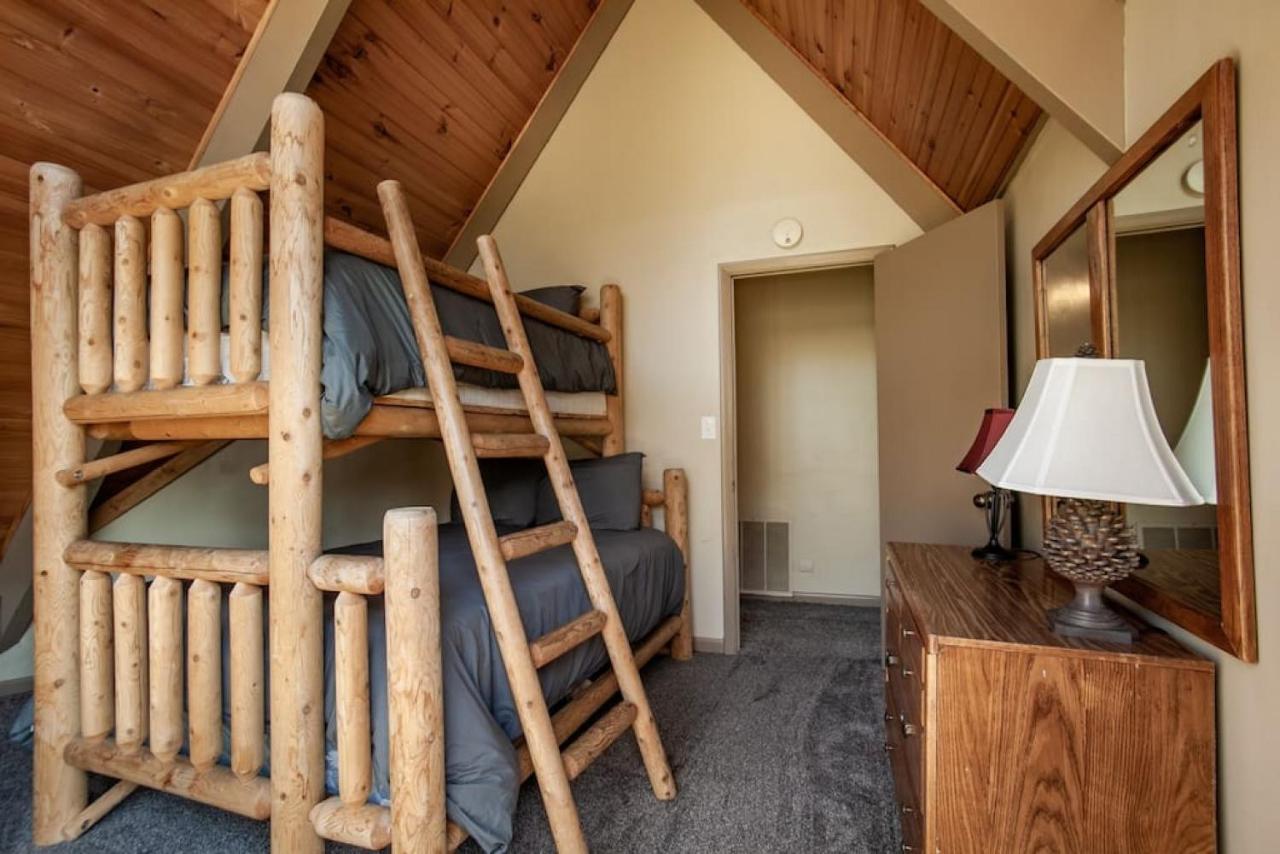 Bear View Chalet With Hot Tub And Near Ober Gatlinburg Luaran gambar