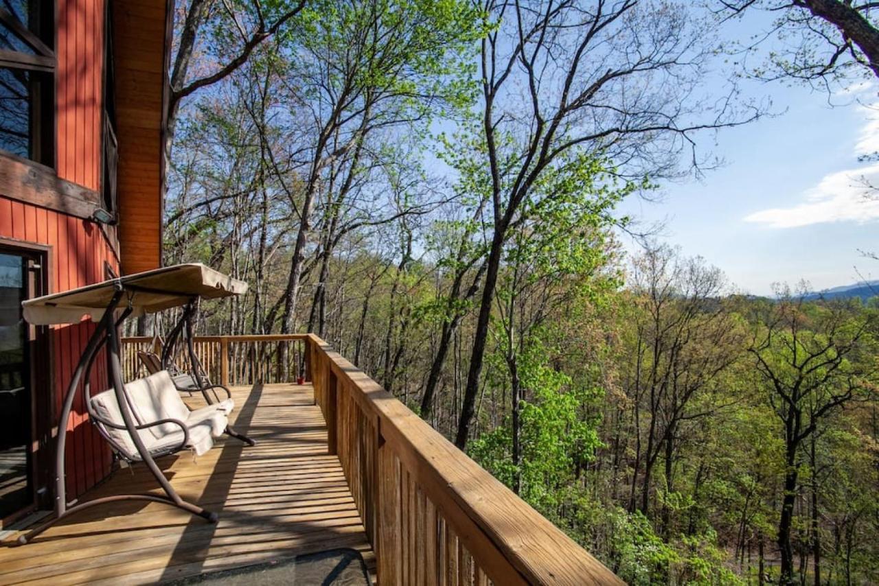 Bear View Chalet With Hot Tub And Near Ober Gatlinburg Luaran gambar
